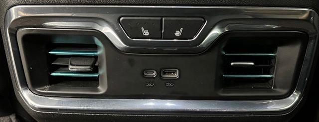 Used 2025 Chevrolet Silverado 3500 High Country w/ Technology Package image 43
