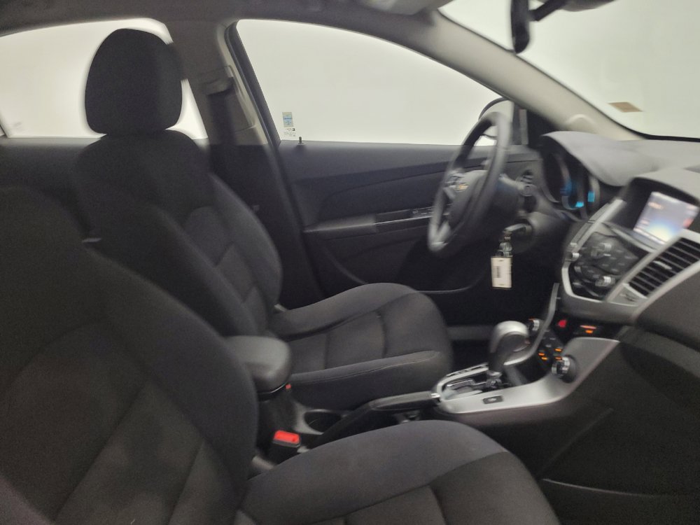 Used 2016 Chevrolet Cruze LT FWD image 21