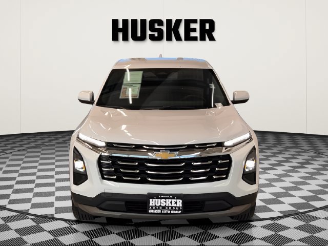 Certified 2025 Chevrolet Equinox LT AWD/4WD image 2