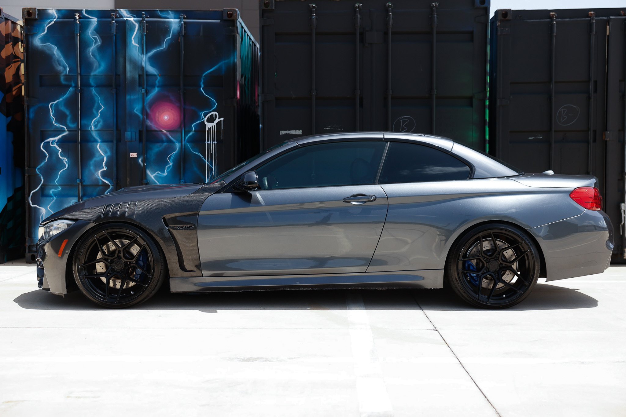 Used 2016 BMW M4 Convertible RWD image 4