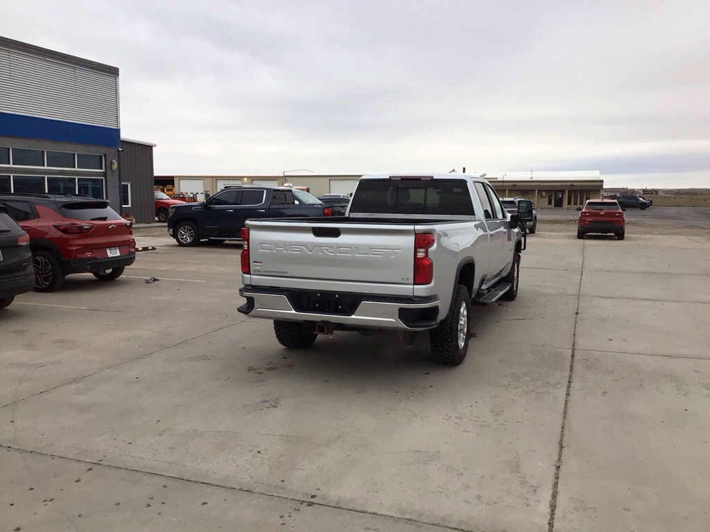 Used 2020 Chevrolet Silverado 3500 LT w/ Convenience Package image 5