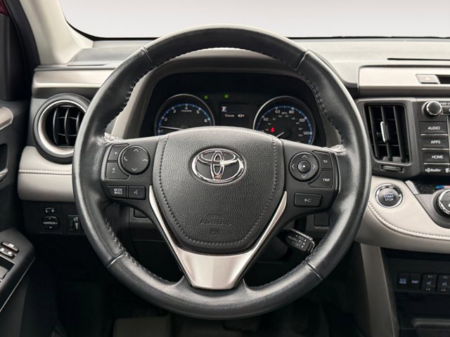 Used 2018 Toyota RAV4 XLE image 16
