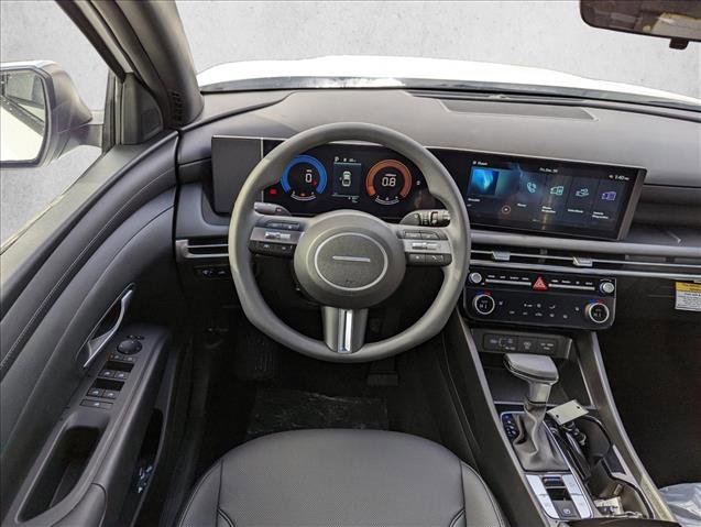 Used 2025 Hyundai Santa Cruz SEL image 16