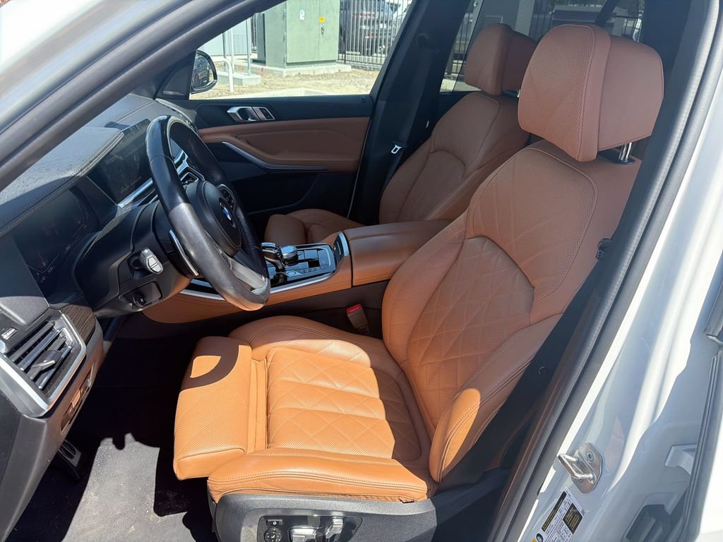 Used 2023 BMW X5 M50i w/ Executive Package AWD/4WD image 13