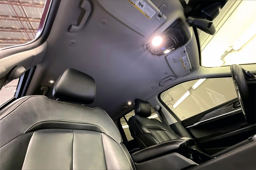 Used 2023 Jeep Grand Cherokee Limited w/ Black Appearance Package image 28