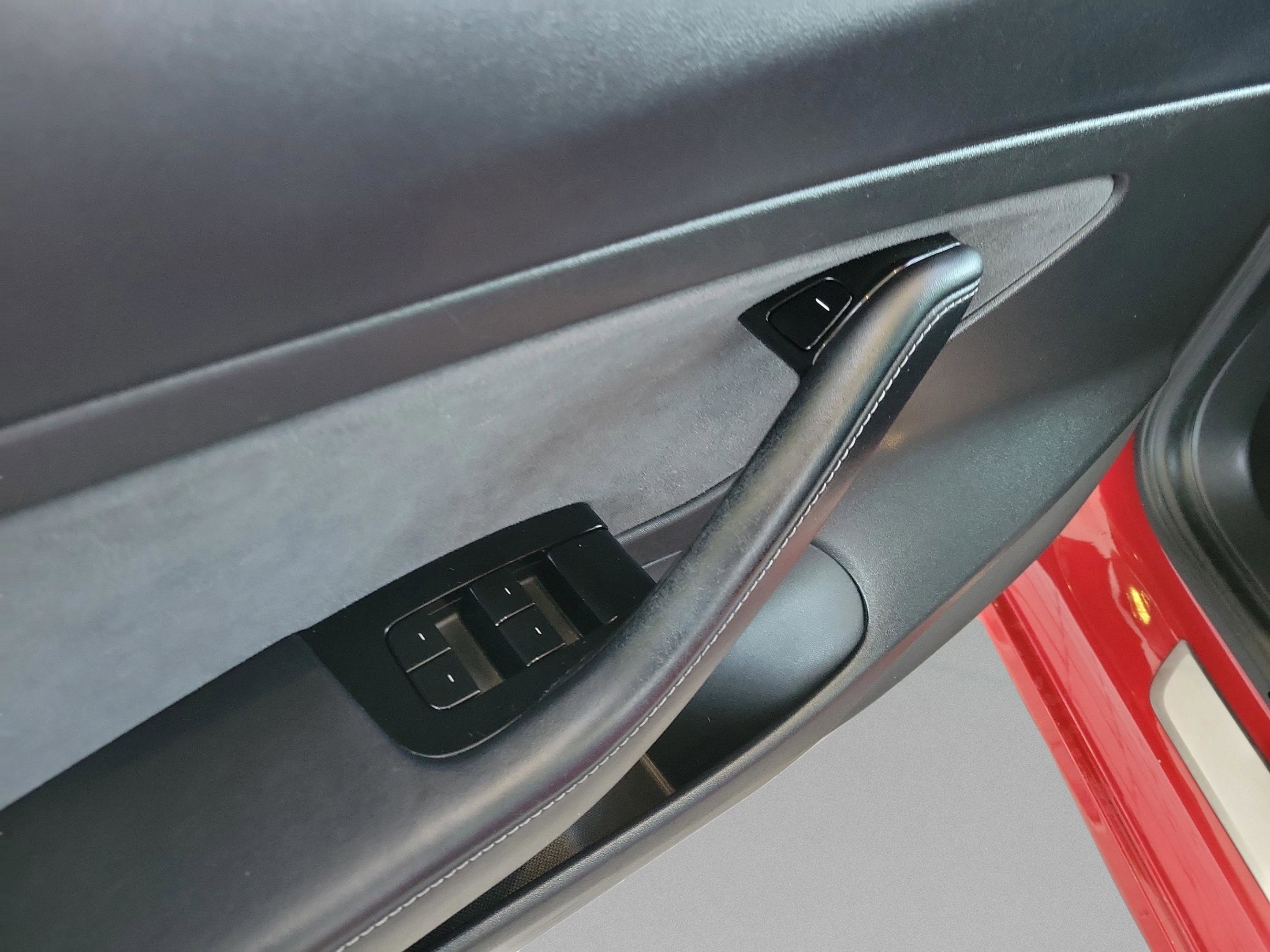 Used 2020 Tesla Model 3 Standard Range Plus image 6