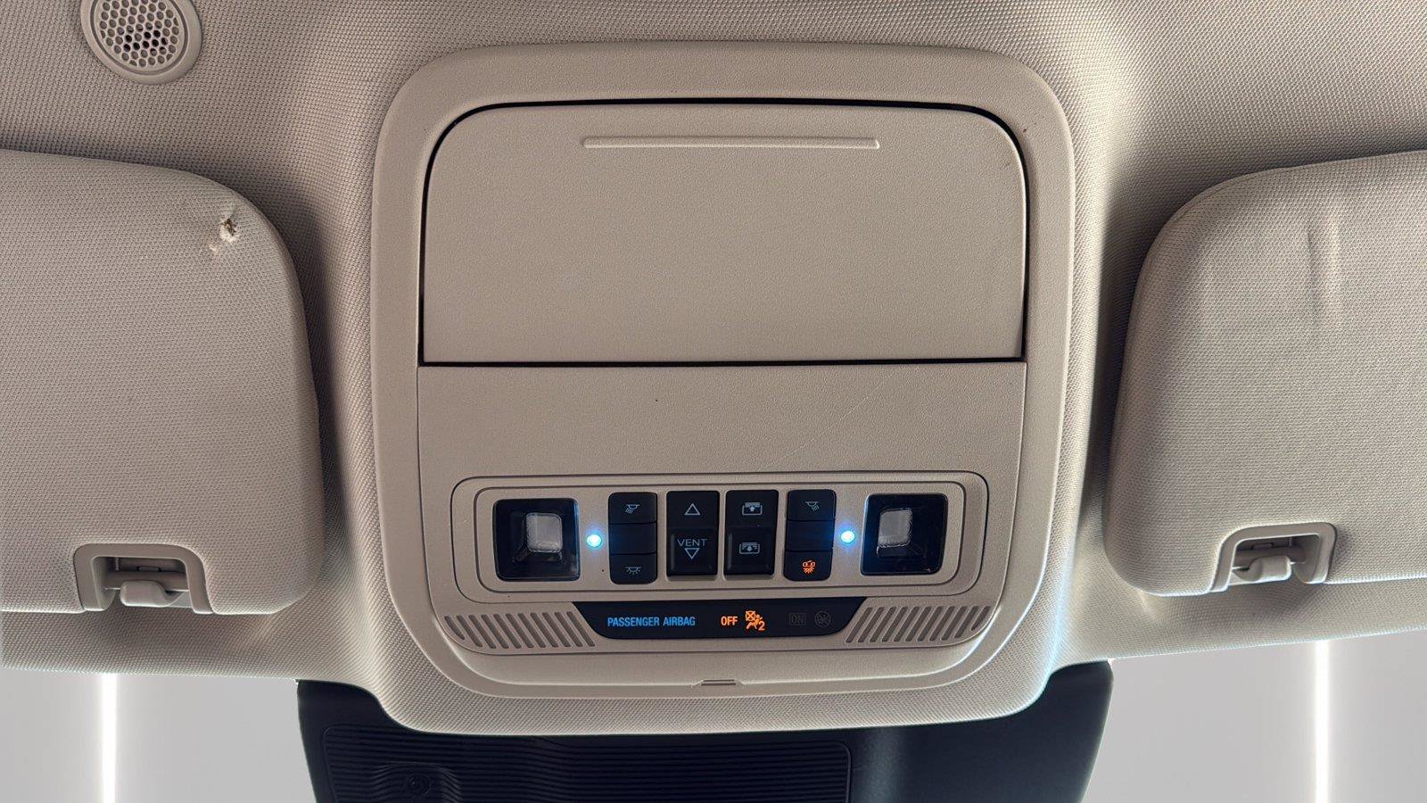 Used 2021 Ford Explorer XLT w/ Equipment Group 202A AWD/4WD image 28