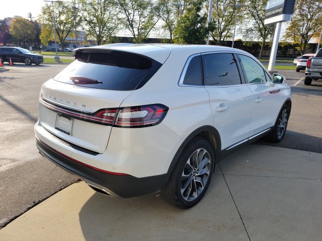 Used 2023 Lincoln Nautilus Reserve AWD/4WD image 11