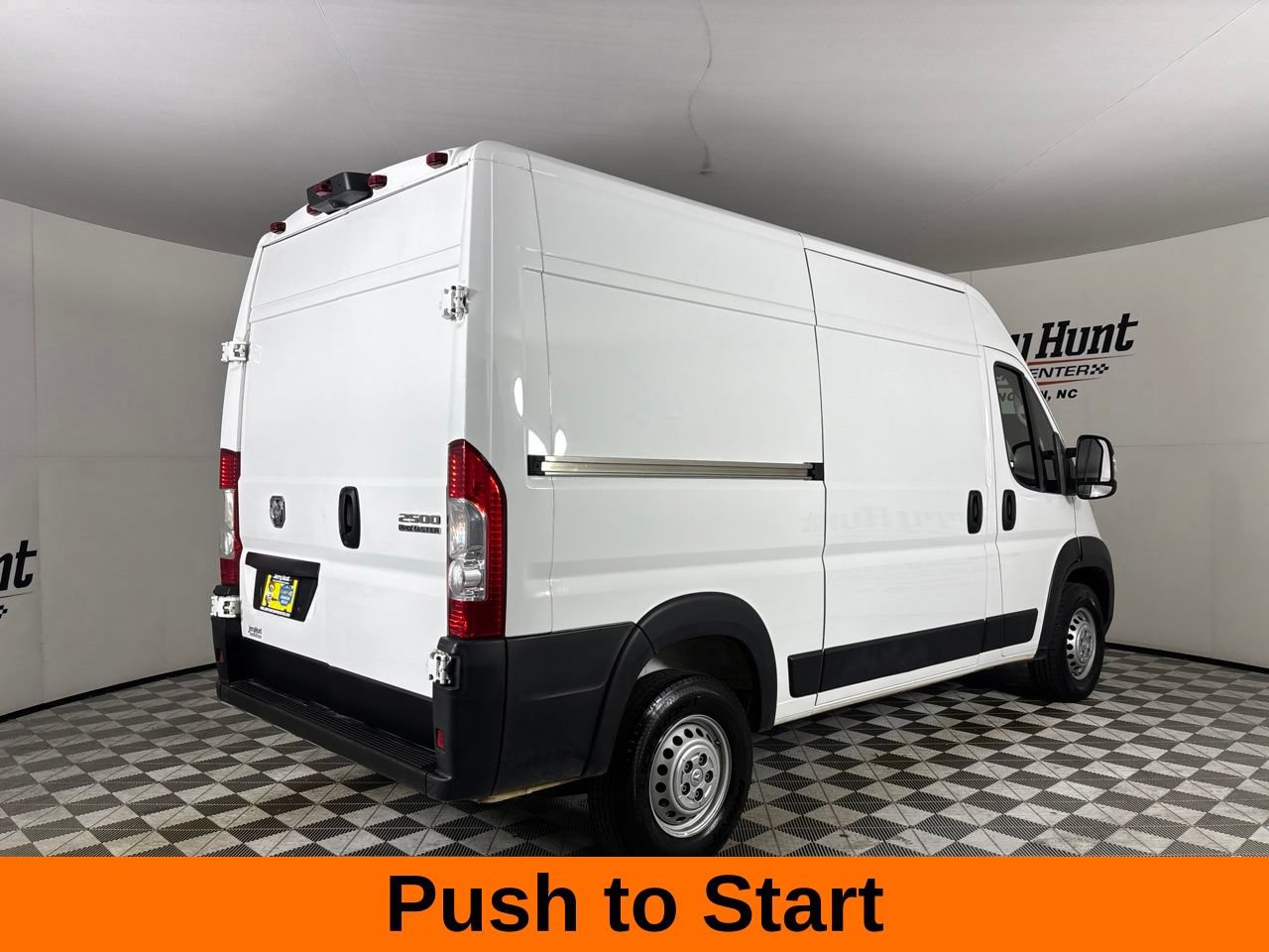 Used 2025 RAM ProMaster 2500 w/ Convenience Group FWD image 6
