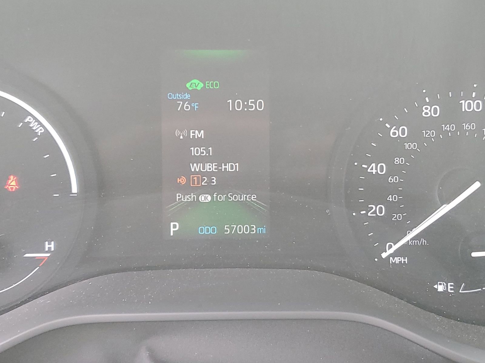 Used 2024 Toyota Sienna XSE image 27