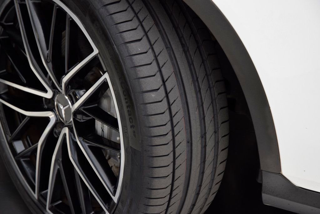 Used 2022 Mercedes-Benz GLC 43 AMG AMG GLC 43 image 30