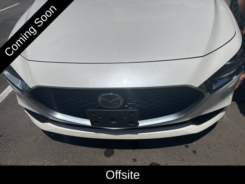 Used 2019 MAZDA MAZDA3 Sedan FWD image 2