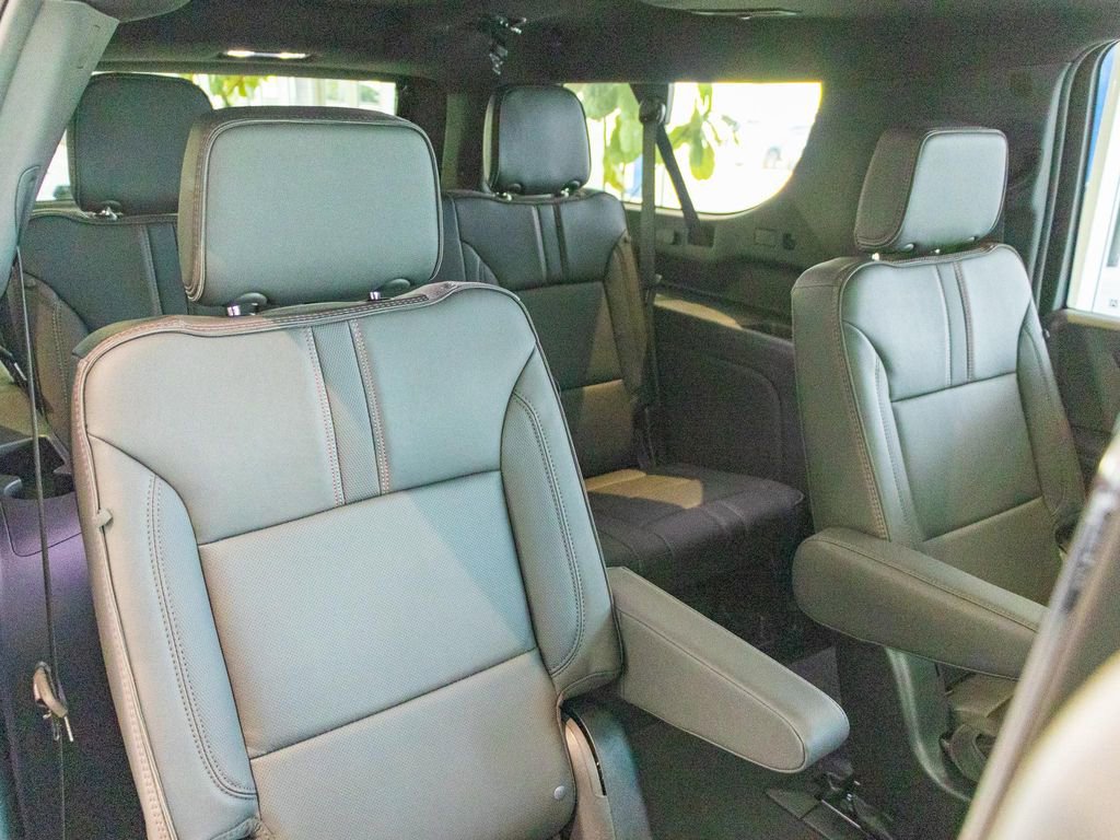 New 2025 Chevrolet Suburban RST w/ RST Capability Package image 22