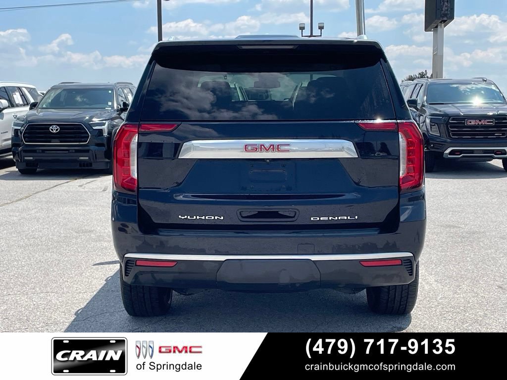 Used 2023 GMC Yukon Denali AWD/4WD image 6