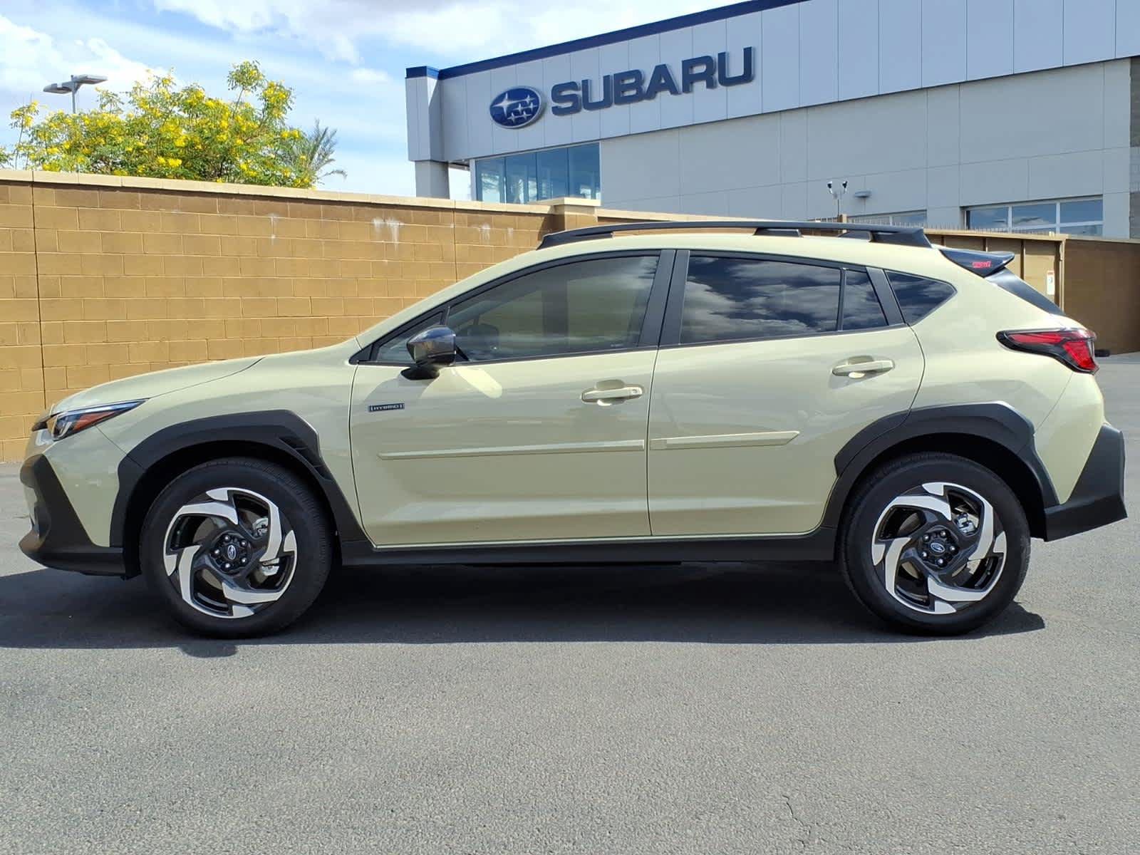 Used 2026 Subaru Crosstrek 2.5i Limited w/ Crosstrek Mirror Package AWD/4WD image 4