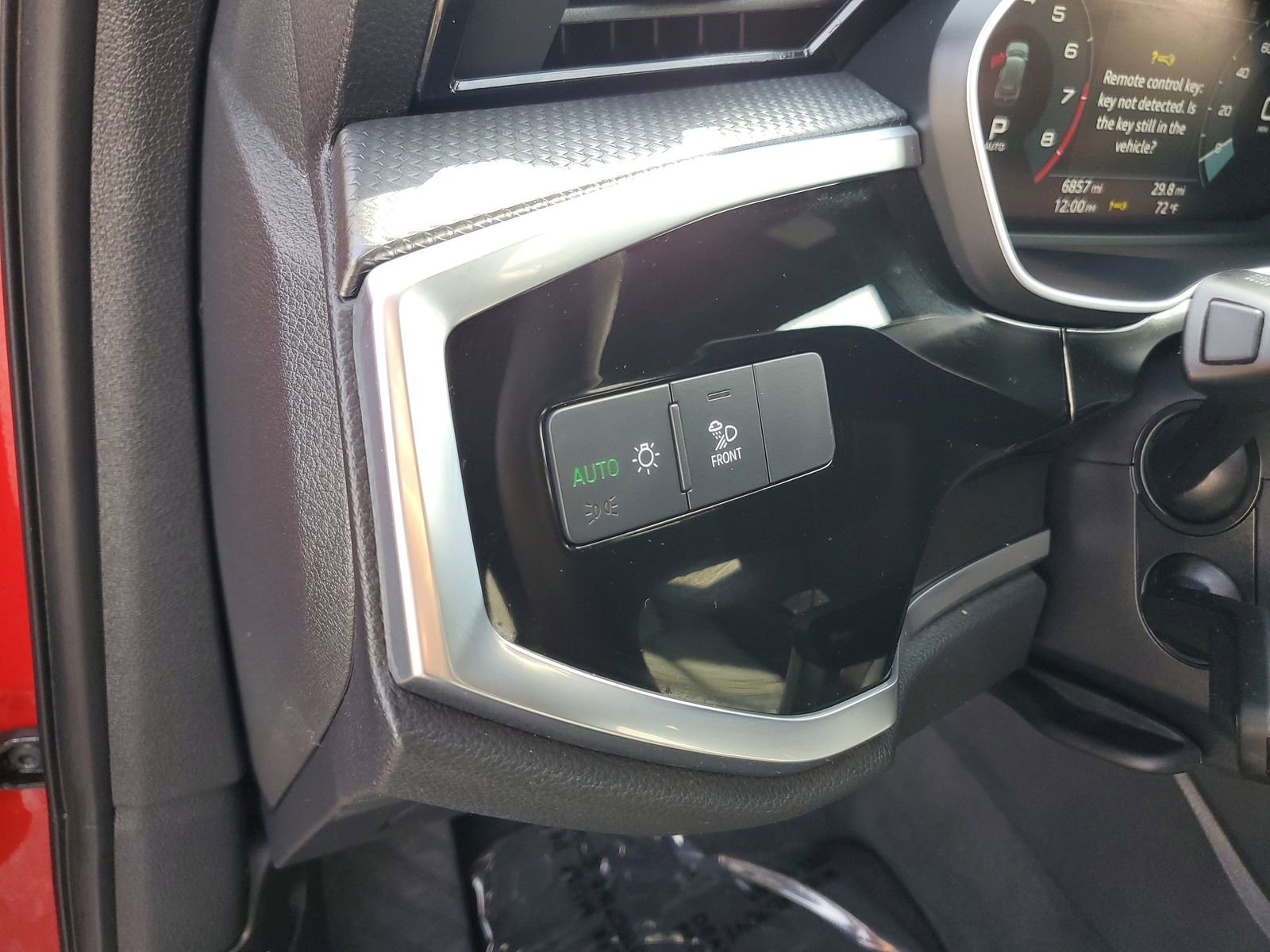 Used 2025 Audi Q3 2.0T Premium w/ Convenience Package image 23