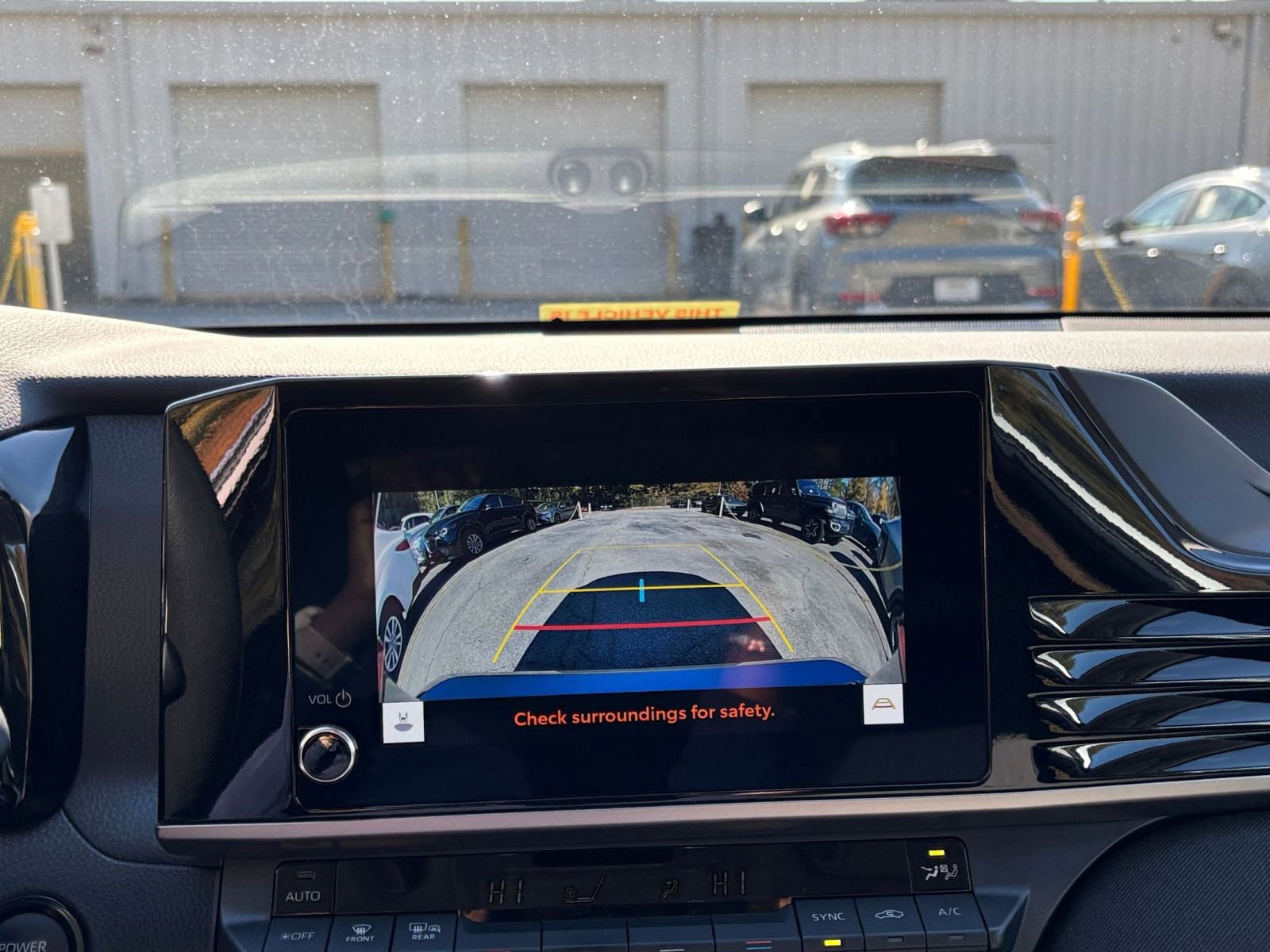 Used 2025 Toyota Camry LE image 17