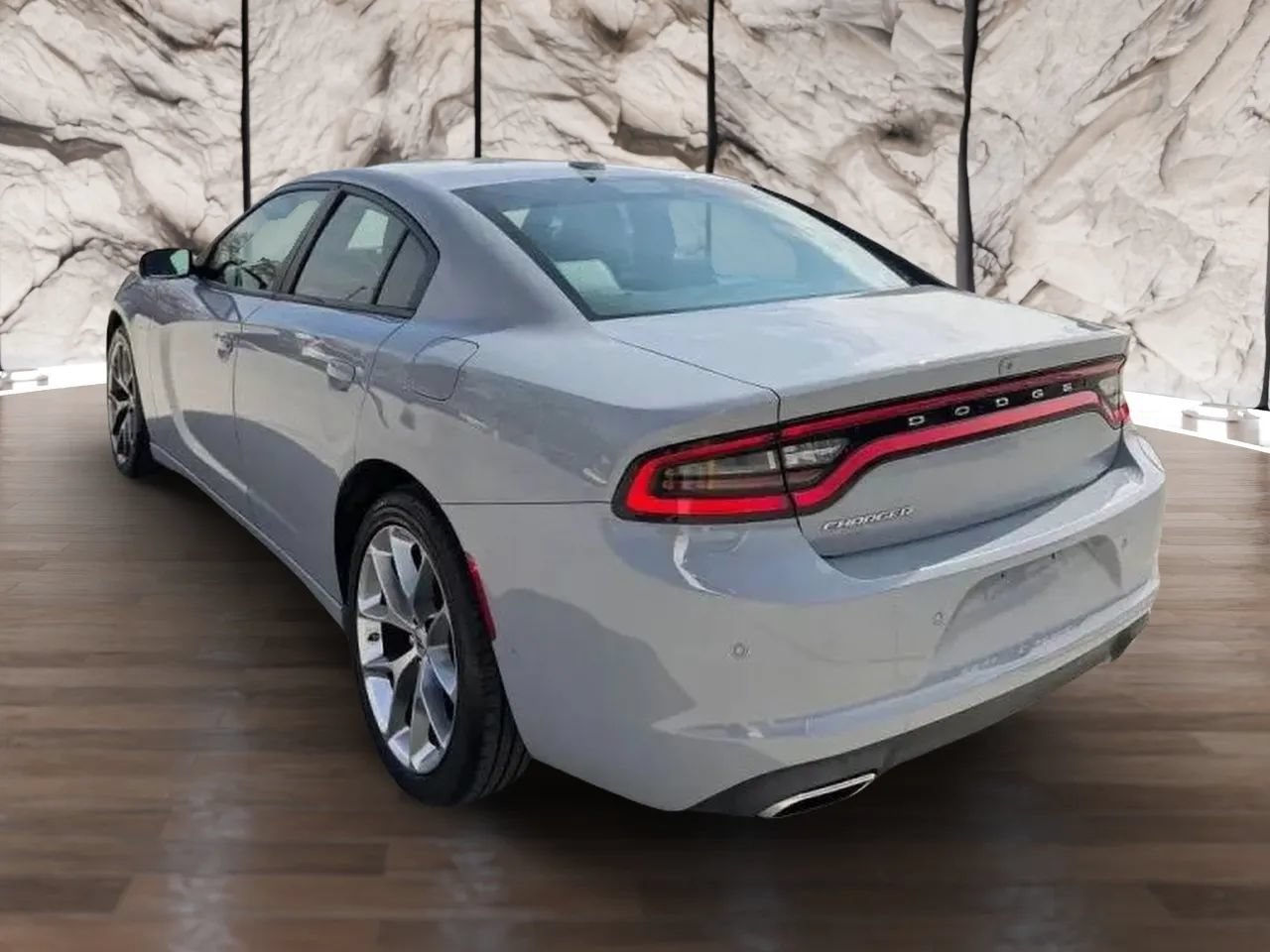 Used 2022 Dodge Charger SXT w/ Plus Group RWD image 5
