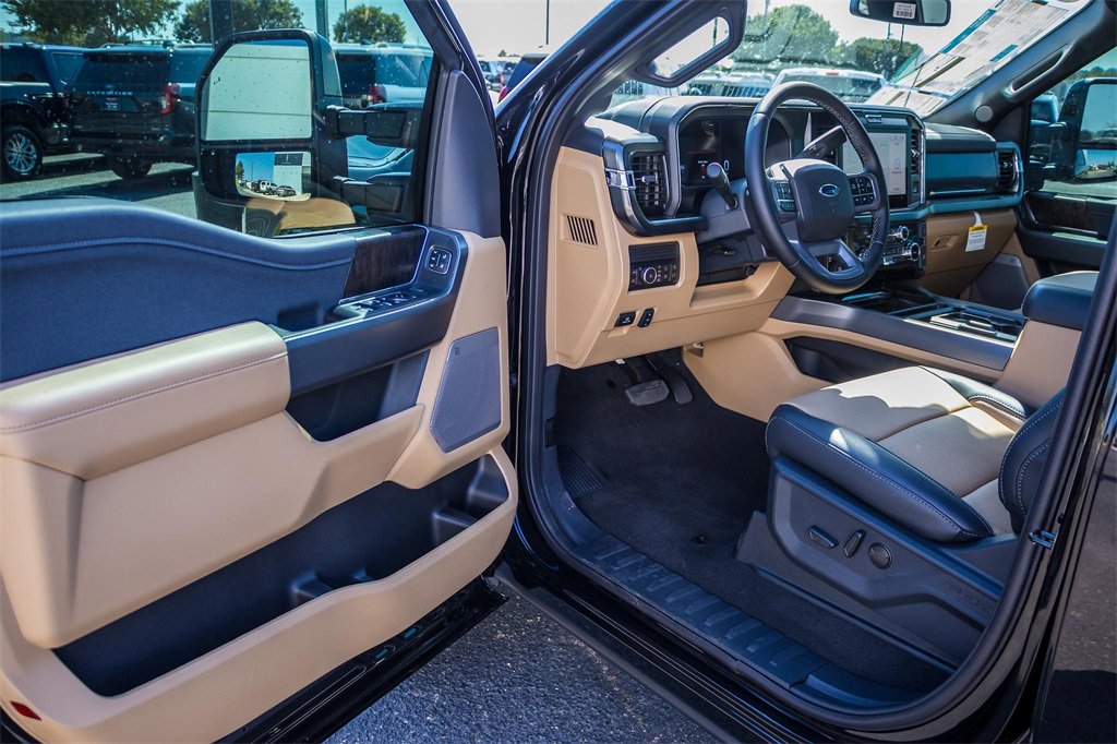 New 2026 Ford F350 Lariat image 24