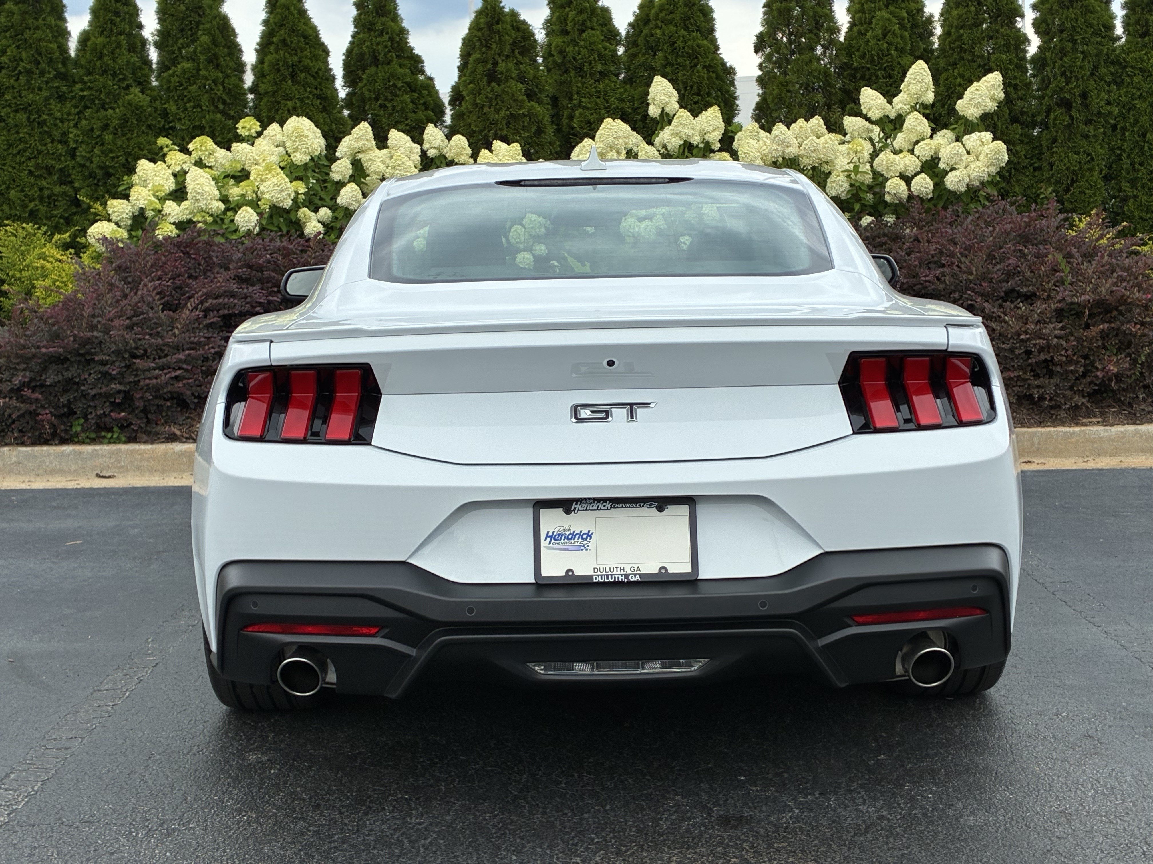 Used 2025 Ford Mustang GT Premium RWD image 9