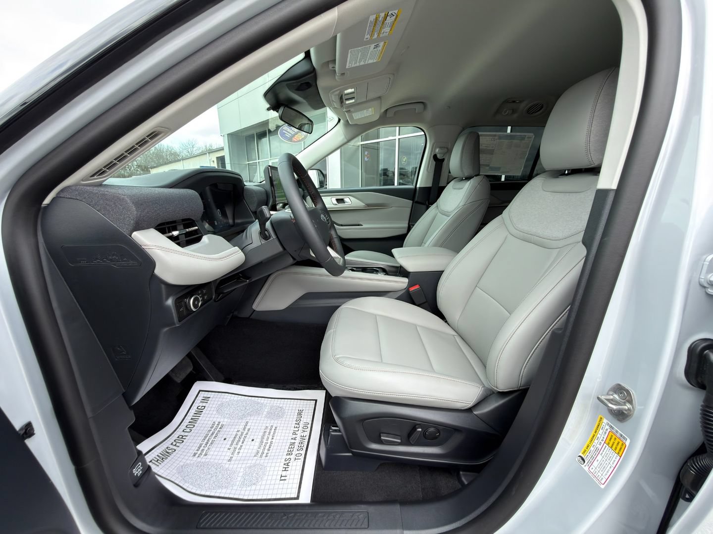 New 2026 Ford Explorer Active w/ Active Comfort Package AWD/4WD image 23