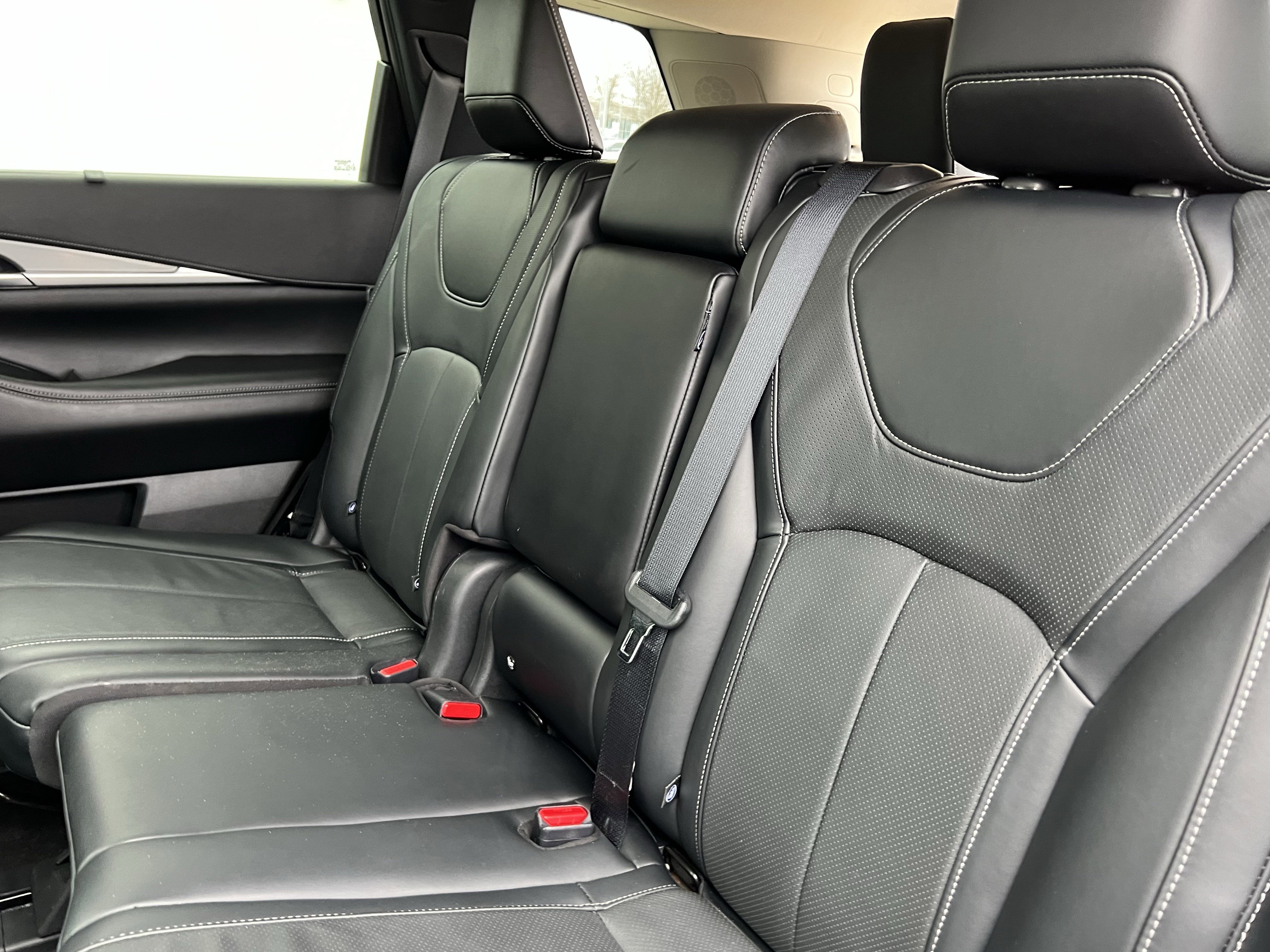 Used 2023 INFINITI QX60 Luxe image 33