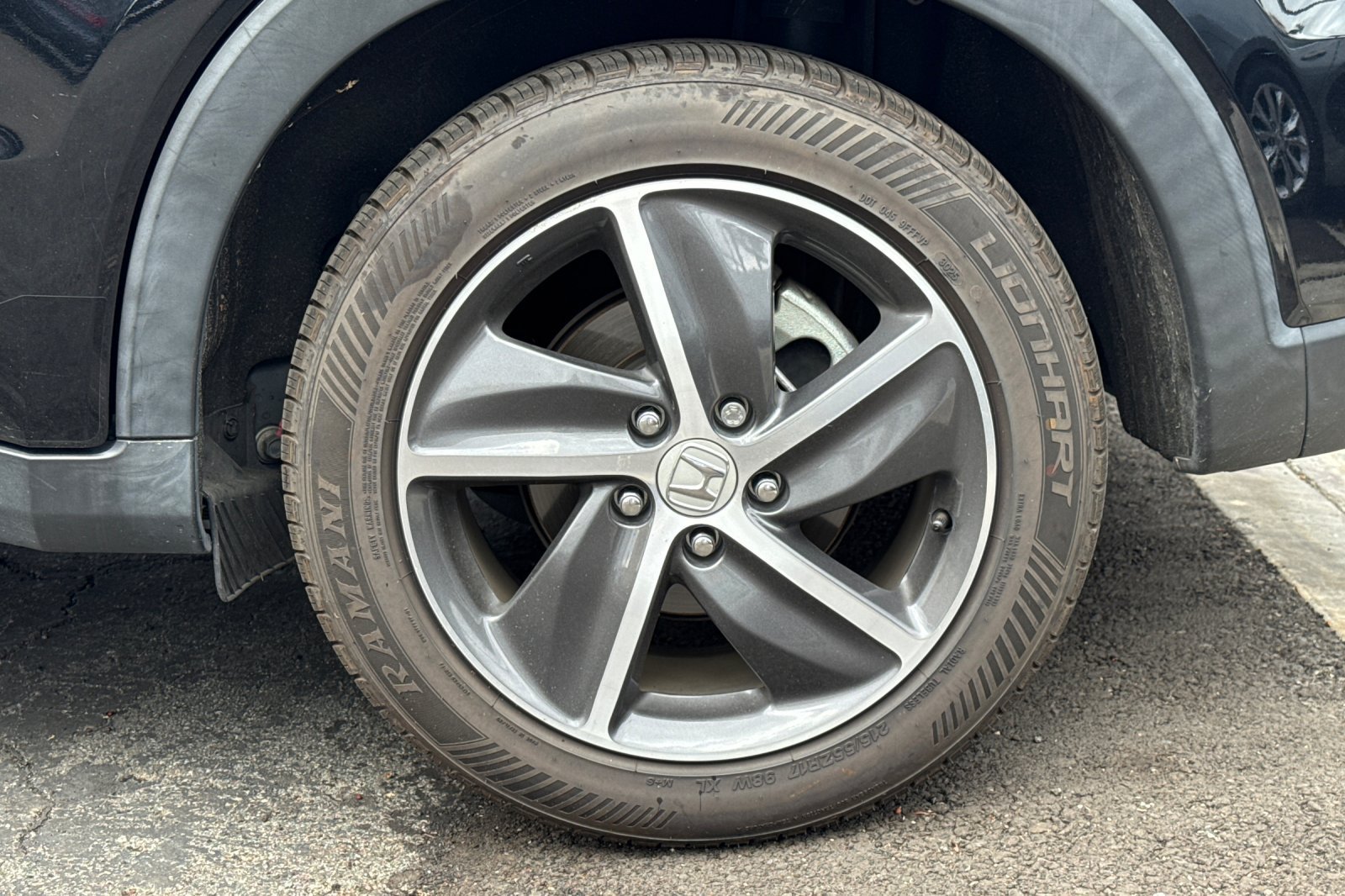 Used 2022 Honda HR-V EX image 4