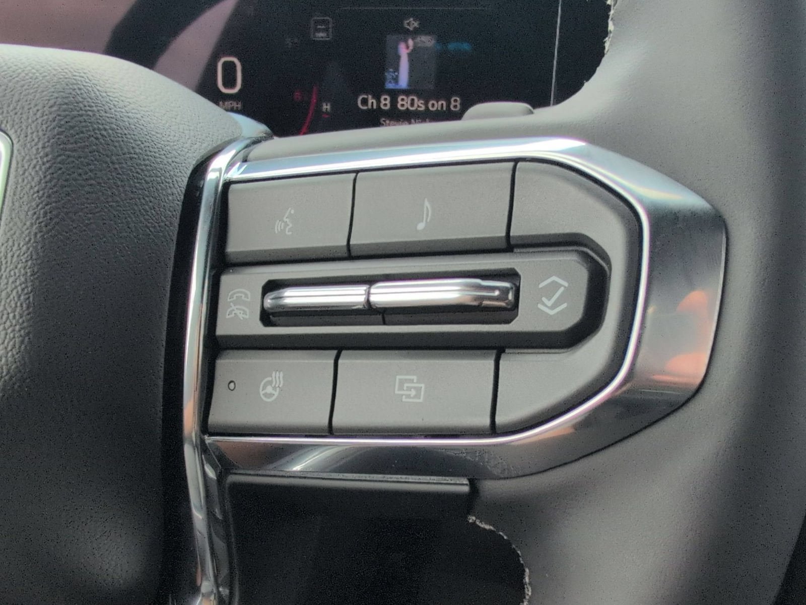 New 2026 GMC Yukon Elevation AWD/4WD image 14