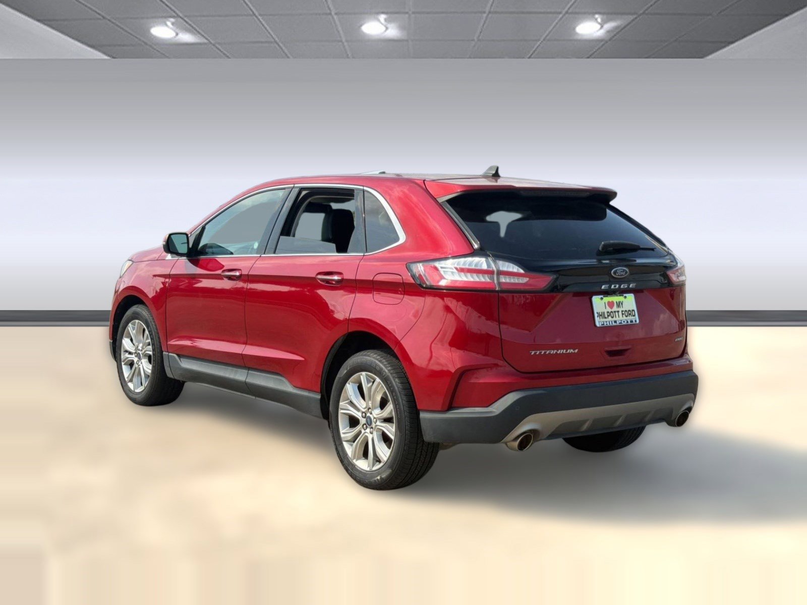 Used 2022 Ford Edge Titanium AWD/4WD image 3