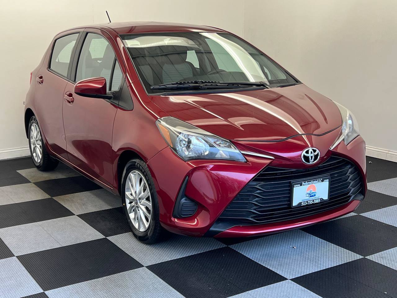 Used 2018 Toyota Yaris LE image 3