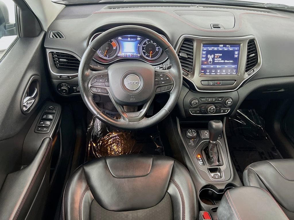 Used 2019 Jeep Cherokee Trailhawk w/ Comfort/Convenience Group image 23