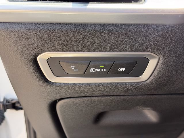 Used 2025 BMW X7 M60i AWD/4WD image 9