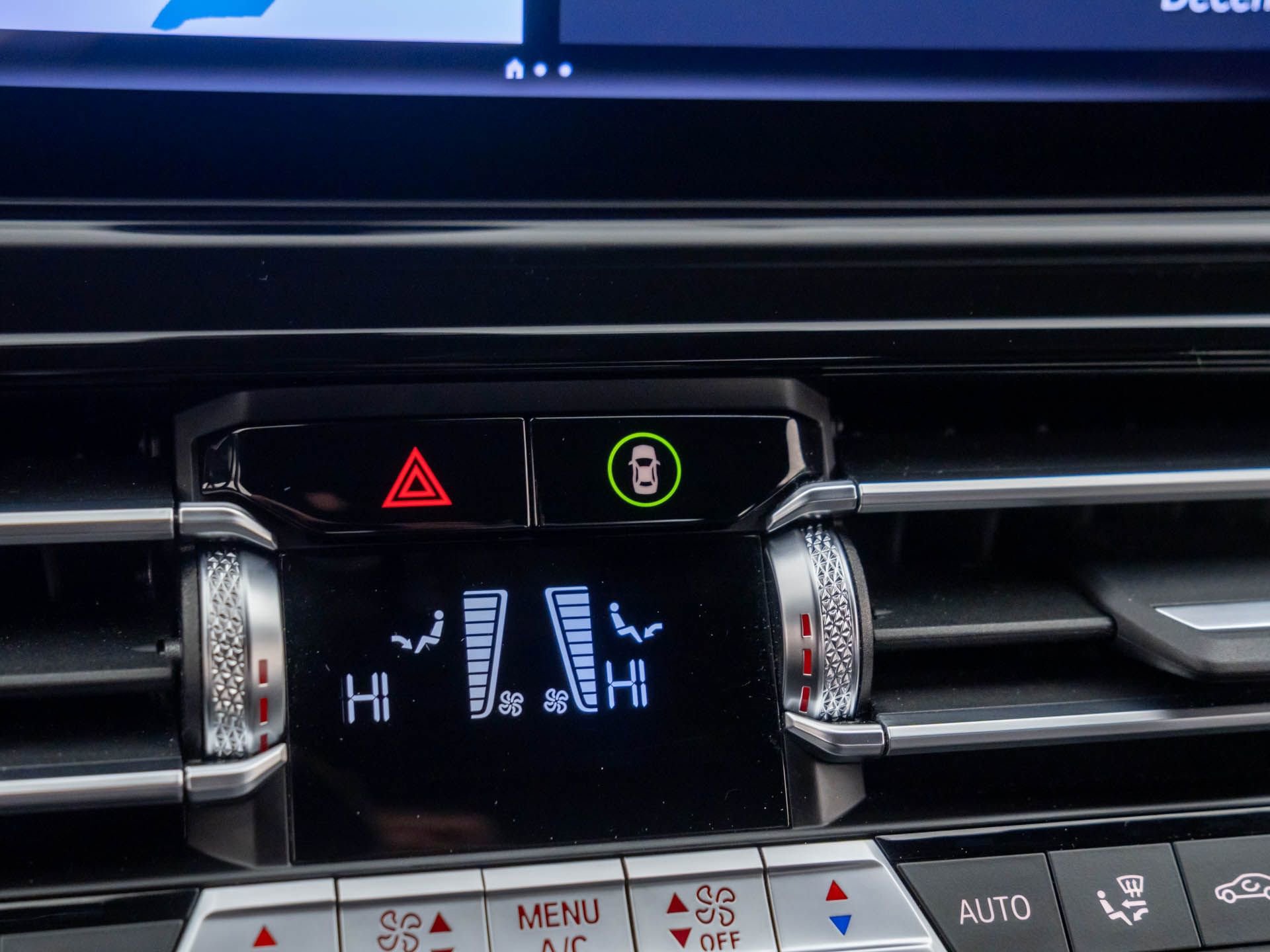 Used 2024 BMW 840i xDrive Coupe w/ Driving Assistance Package image 24