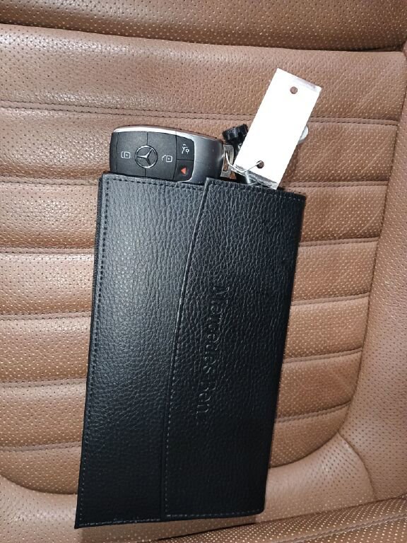 Used 2023 Mercedes-Benz C 300 4MATIC Coupe image 4