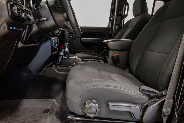 Certified 2023 Jeep Wrangler Unlimited w/ Cold Weather Group AWD/4WD image 11