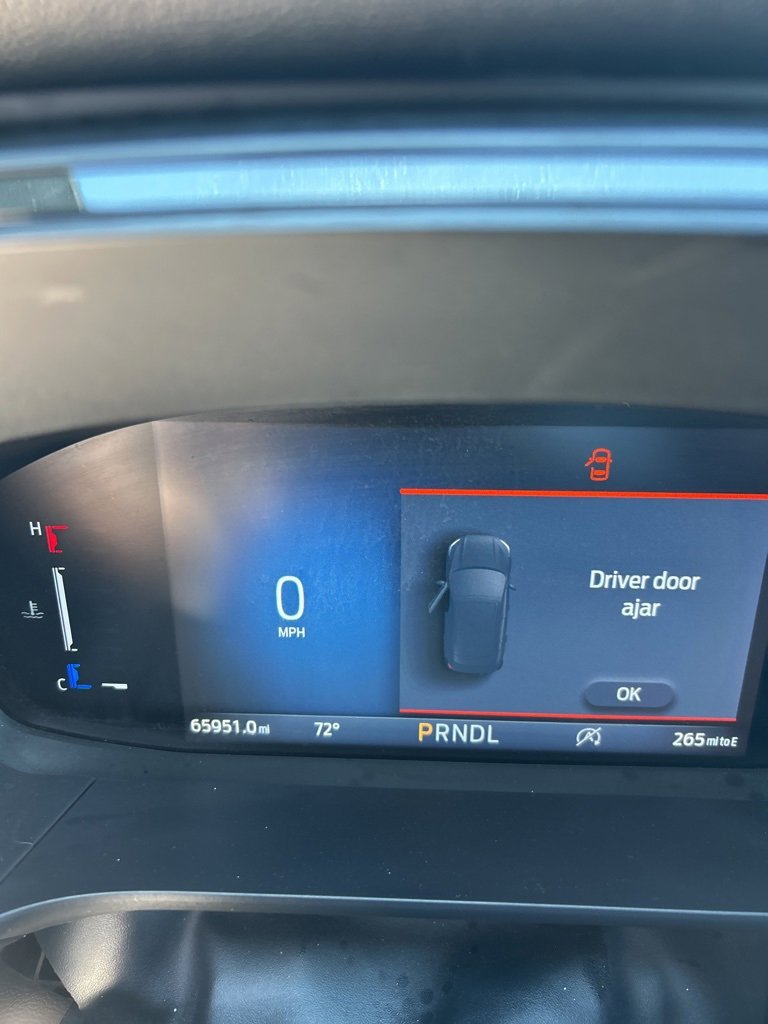 Used 2024 Ford Escape ST-Line image 9