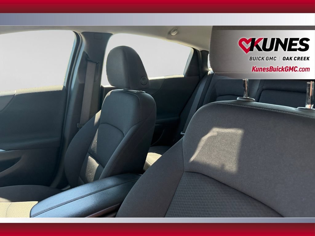 Used 2024 Chevrolet Malibu LT FWD image 21