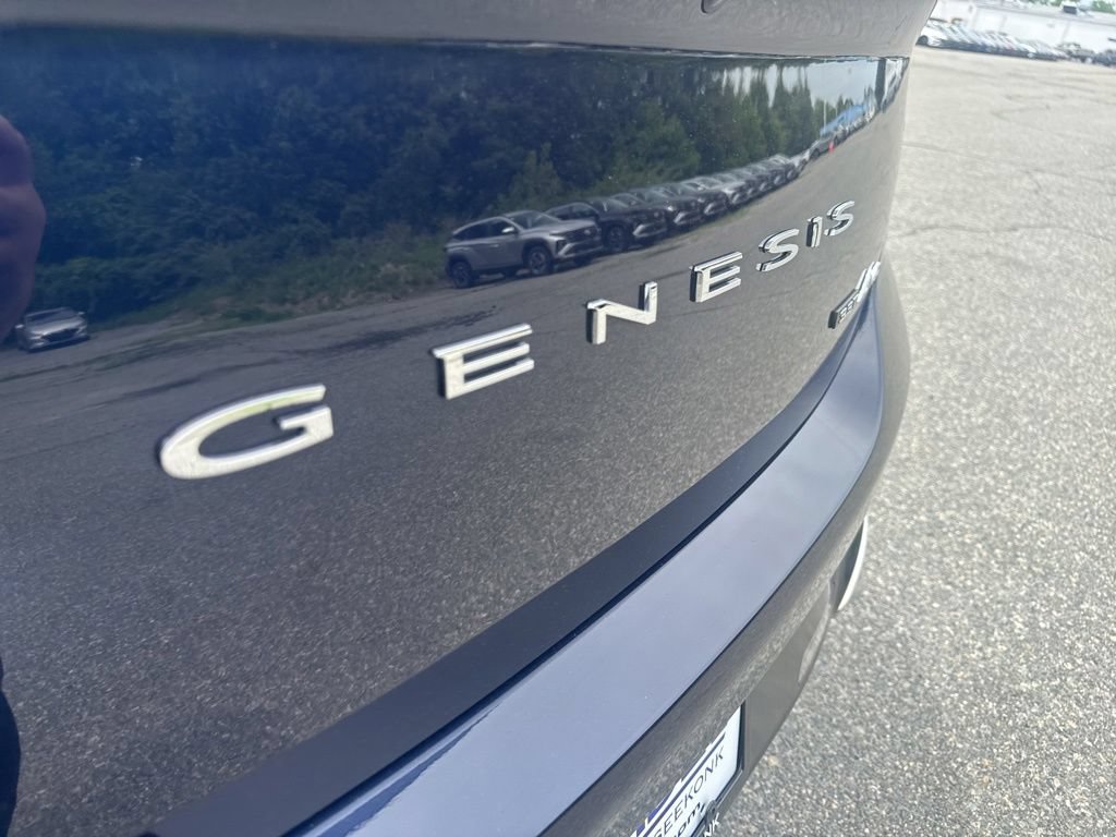 Used 2023 Genesis G70 3.3T AWD/4WD image 13