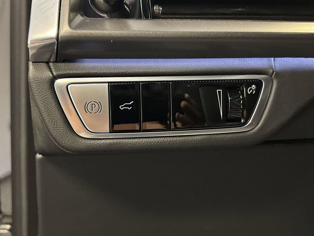 New 2026 Cadillac Vistiq Luxury image 40