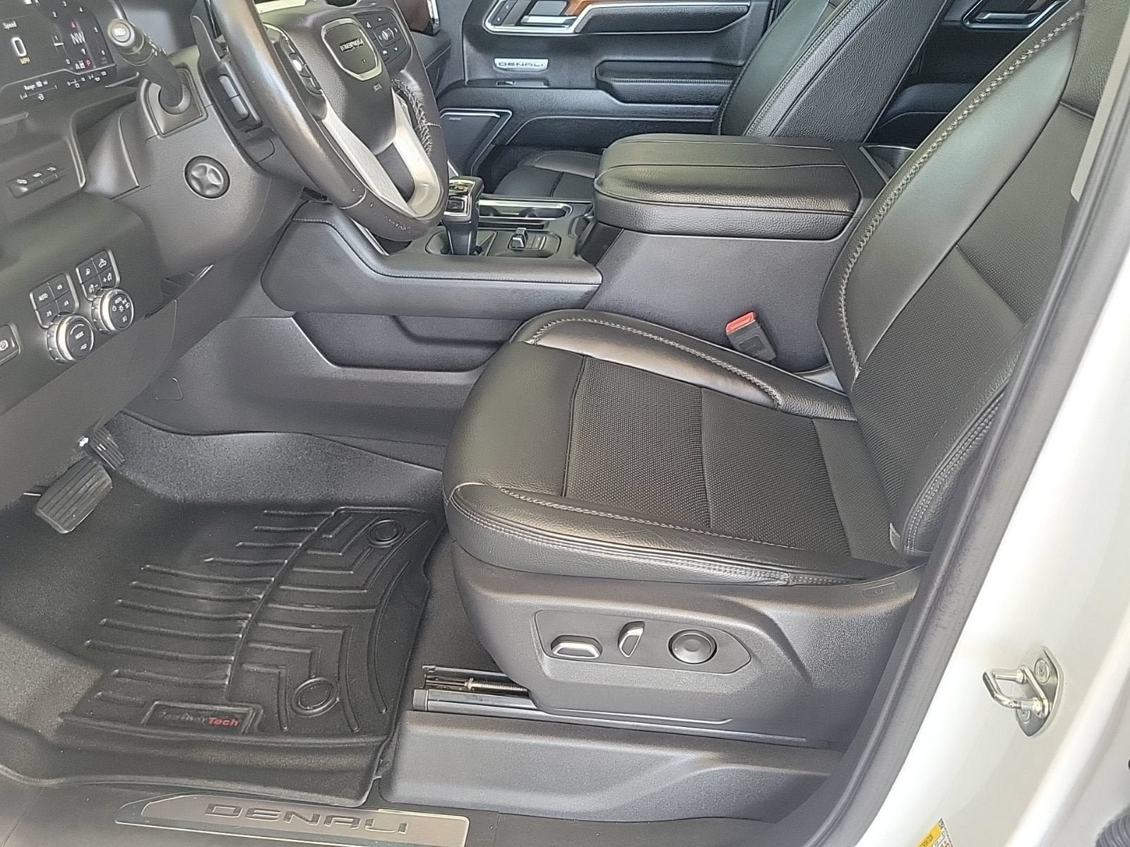 Certified 2023 GMC Sierra 1500 Denali w/ Technology Package AWD/4WD image 13