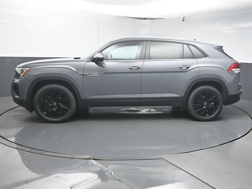 New 2026 Volkswagen Atlas Cross Sport SE FWD image 5
