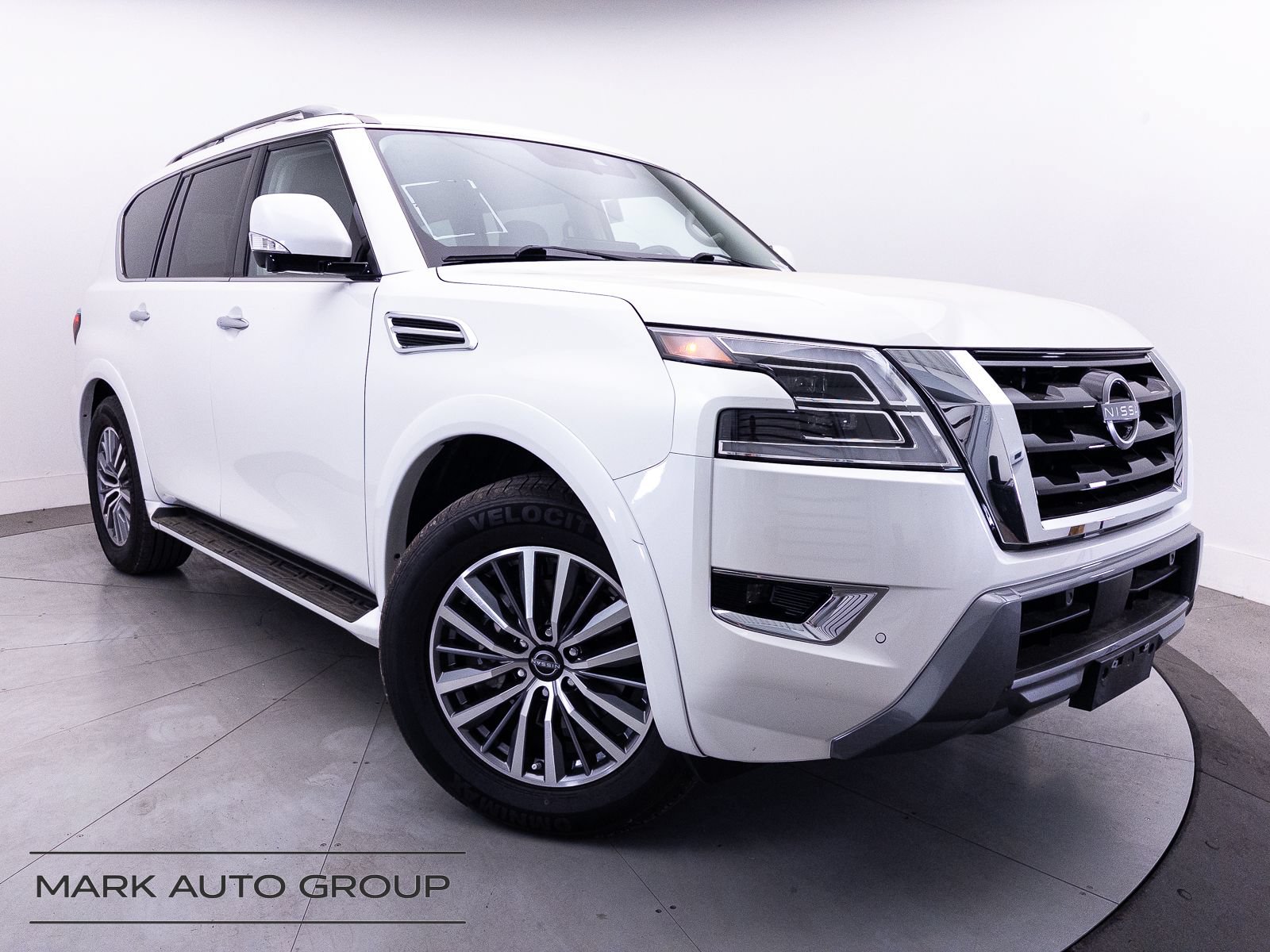 Used 2023 Nissan Armada SL w/ Cargo Package