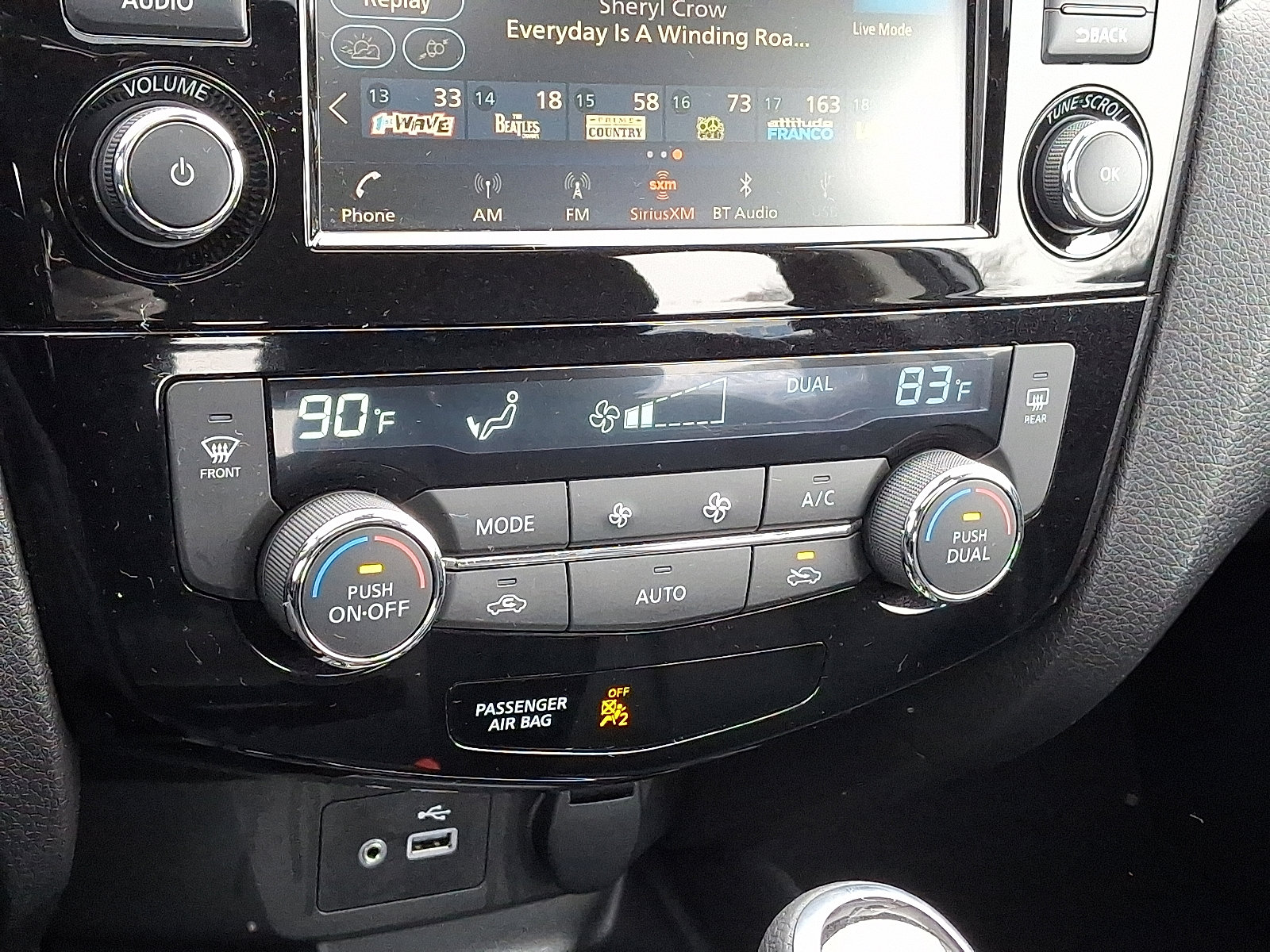 Used 2022 Nissan Rogue Sport SL w/ Premium Package image 14