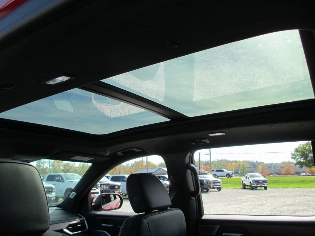 New 2026 GMC Acadia Denali Ultimate image 14