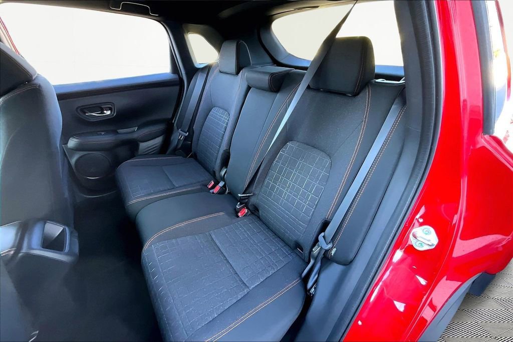 Used 2024 Honda HR-V Sport image 18