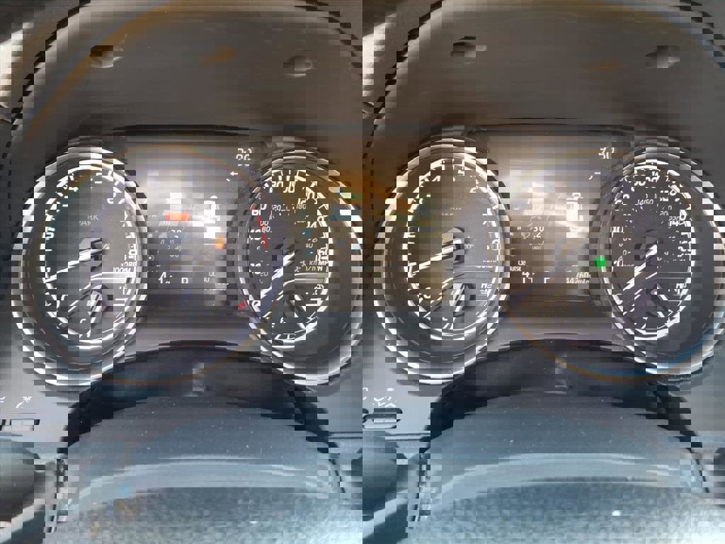 Used 2023 Toyota Camry SE image 21