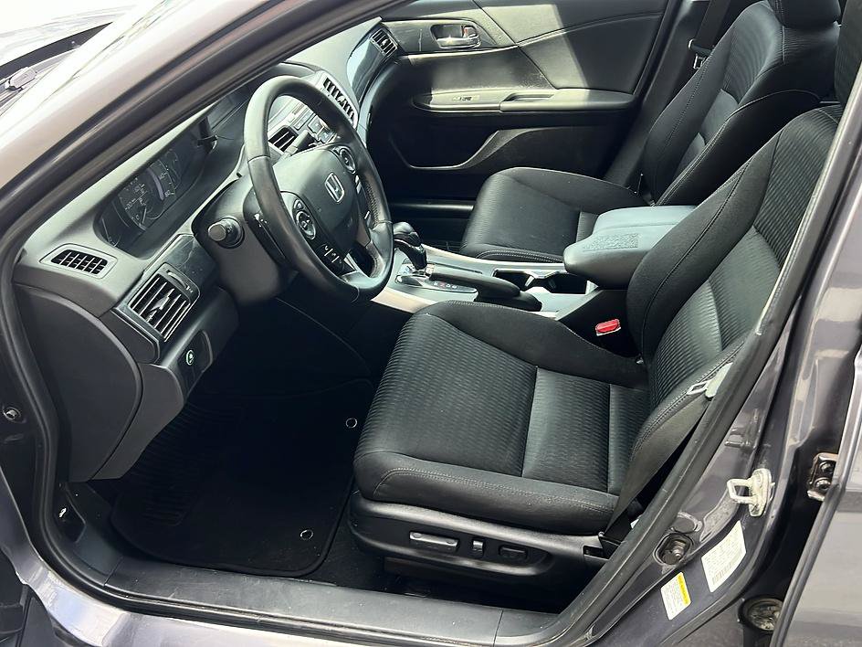 Used 2014 Honda Accord Sport image 16