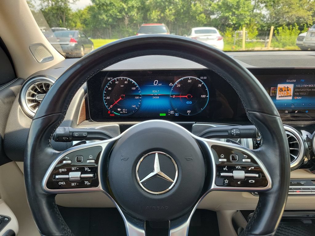 Used 2023 Mercedes-Benz EQB 300 4MATIC w/ Pinnacle Package image 29