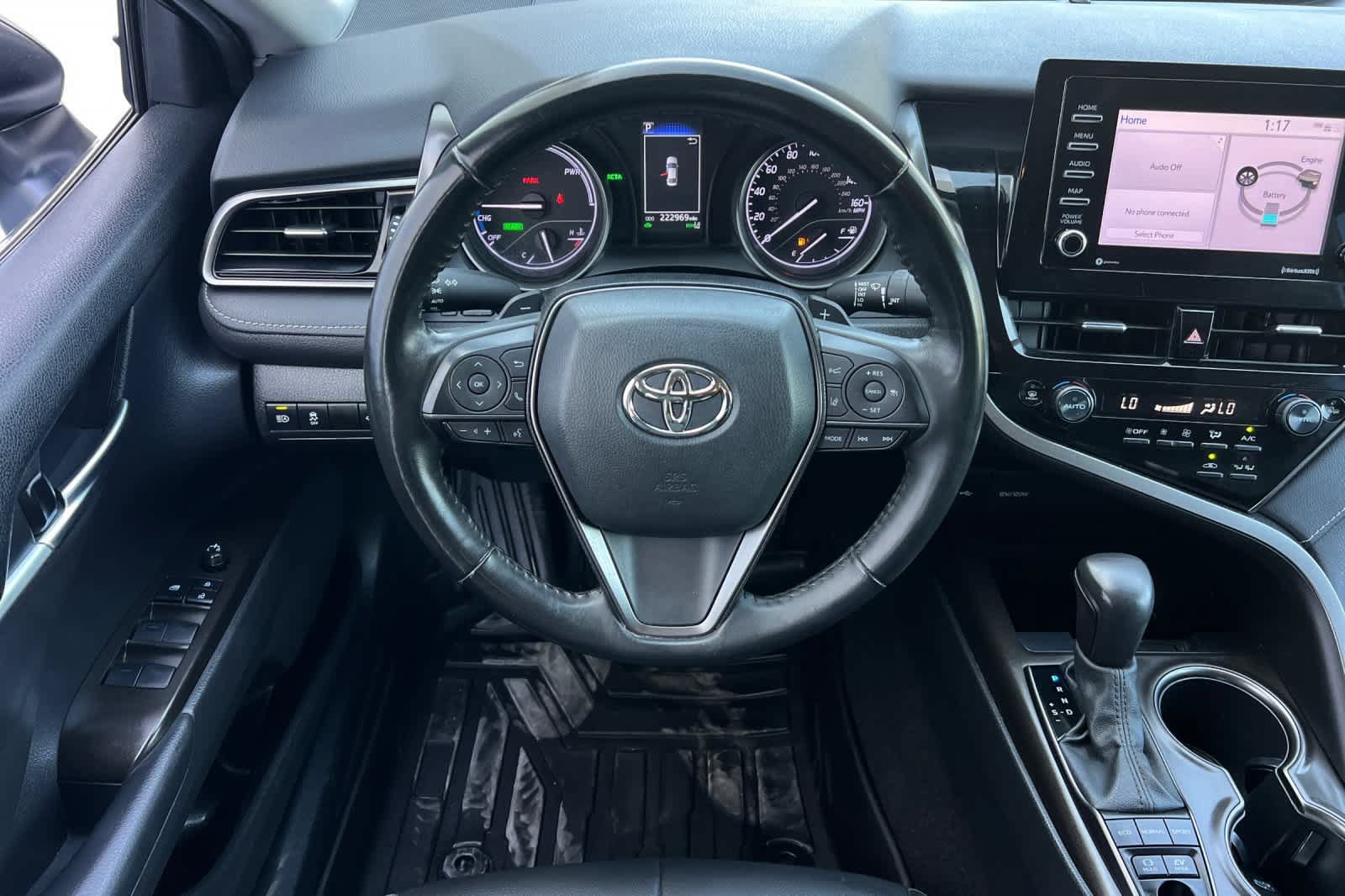 Used 2022 Toyota Camry SE w/ Cold Weather Package FWD image 15