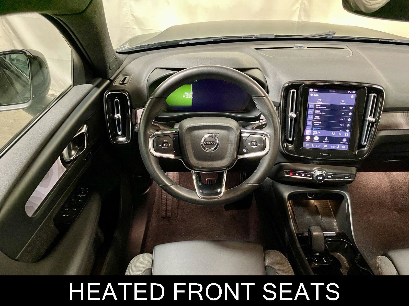 Used 2023 Volvo XC40 Recharge Plus AWD/4WD image 2